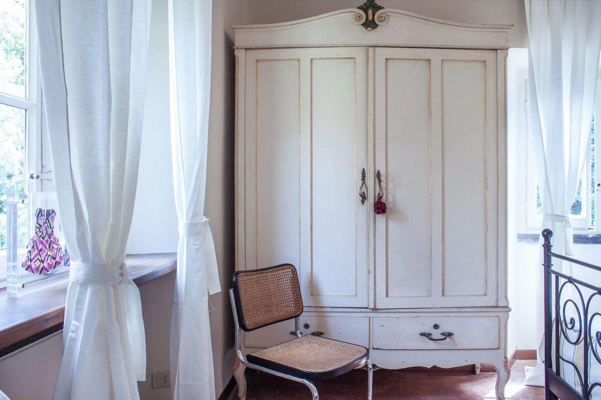 チェルノッビオ Casa La Viola Blu Bed & Breakfast エクステリア 写真
